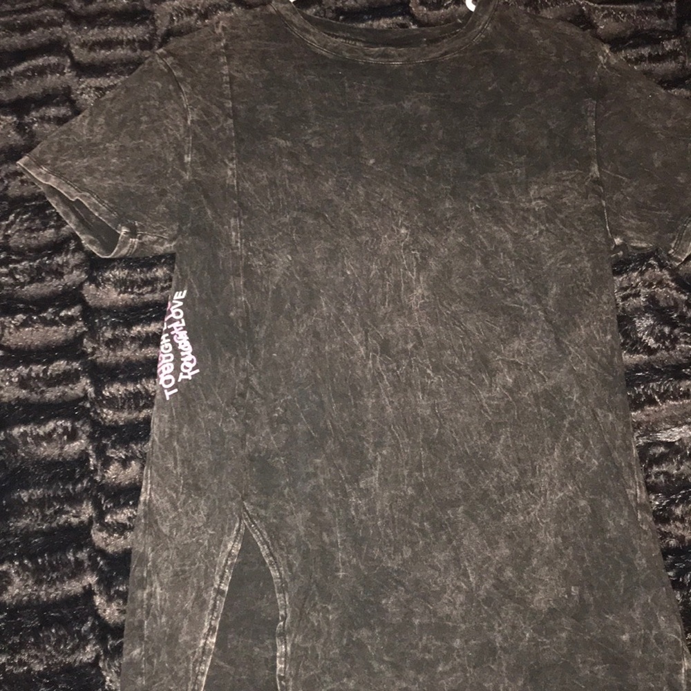 acid wash tough love short sleeve